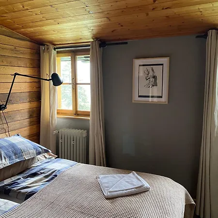 Bouda Sestidomi Strážné